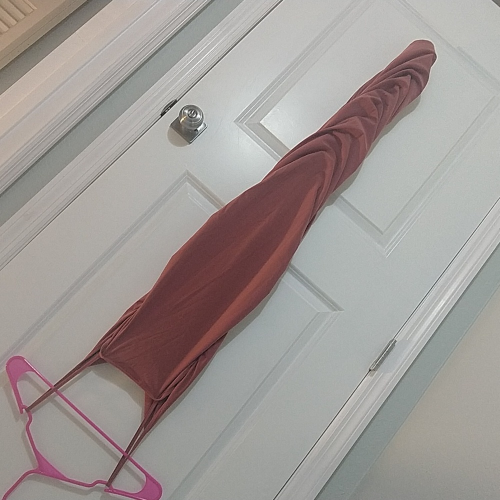 Dress - Picture 3 of 6